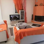 Holiday home Loukas House 1σταυρος-κερκυρα μακράτα